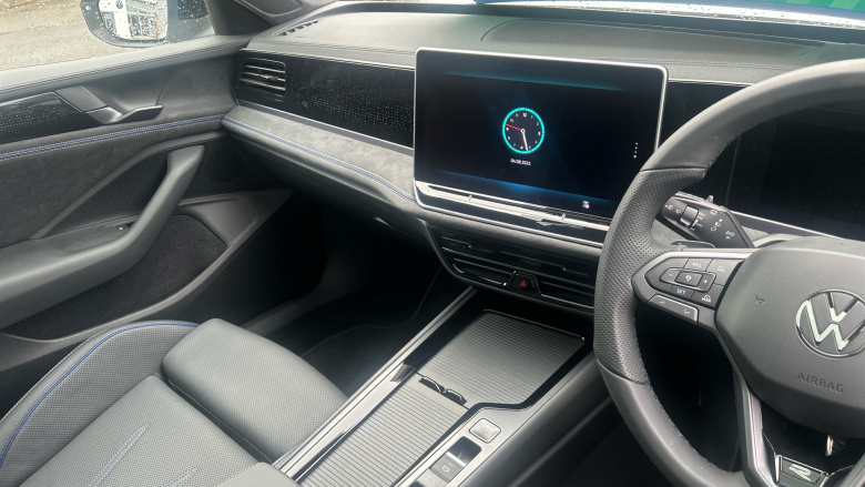 Volkswagen Passat 1.5 TSI eHybrid R-Line 5dr DSG Estate